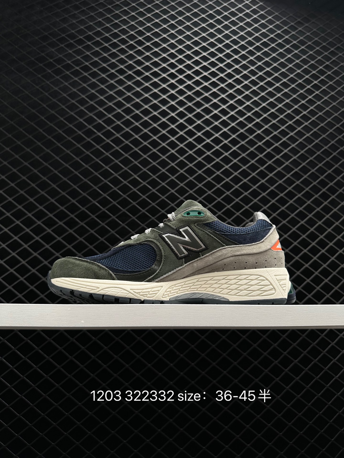 New Balance  ML2002RBA